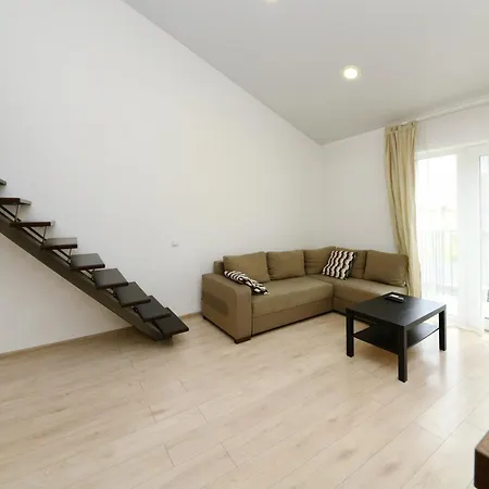 City Loft With Private Parking By Hostlovers *
