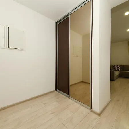Apartment City Loft With Private Parking By Hostlovers *