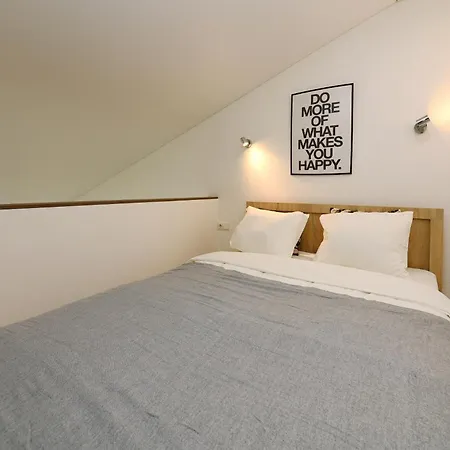 City Loft With Private Parking By Hostlovers Apartment *