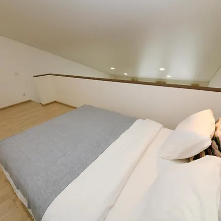 Apartment City Loft With Private Parking By Hostlovers Kaunas